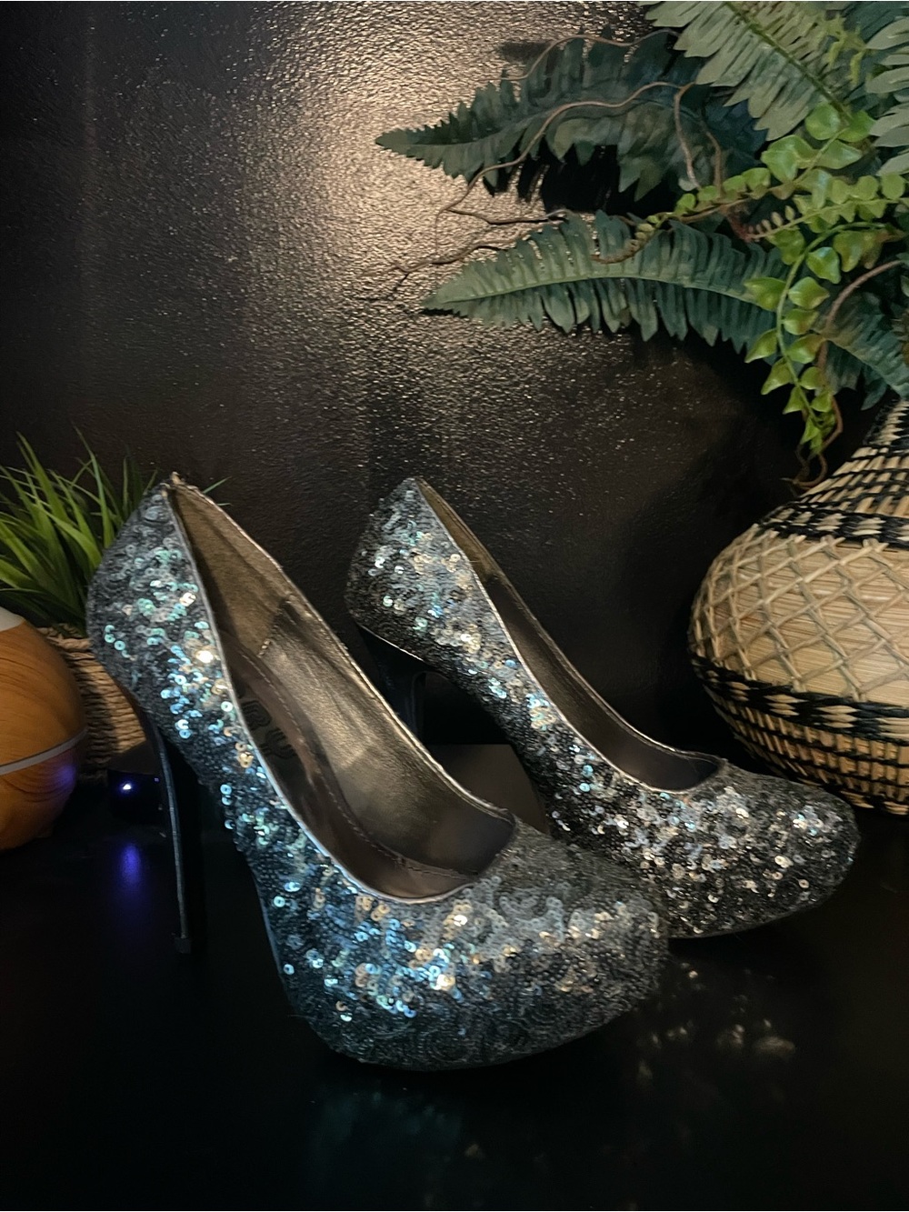 Sequin Platform High Heels in Silver